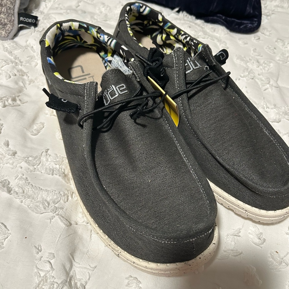MENS HEY DUDE SHOES SIZE 12